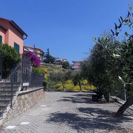 Barbara's House - Liguria * Santo Stefano al Mare