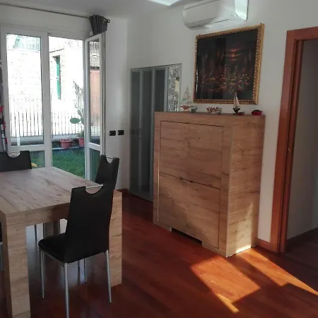 Barbara's House - Liguria בית נופש