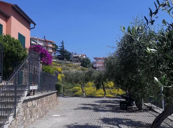 Barbara's House - Liguria * Santo Stefano al Mare